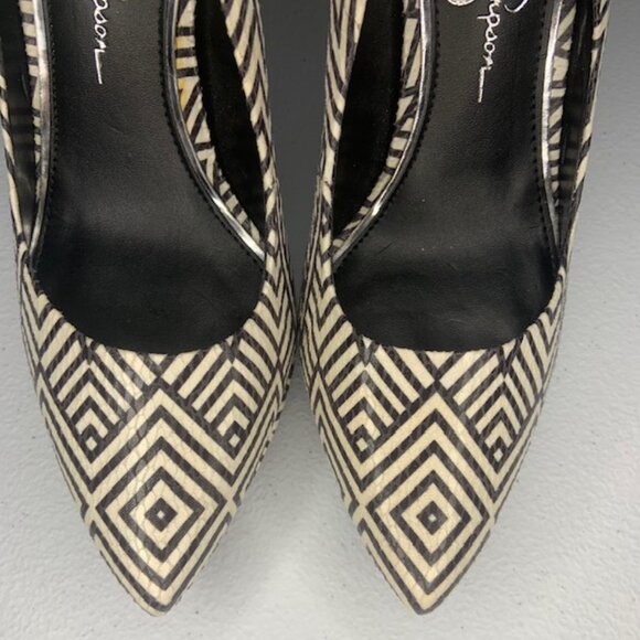Jessica Simpson Woven Edgy Abstract Geo Aztec Stiletto Heel Pumps - Size 6 - Picture 2 of 6